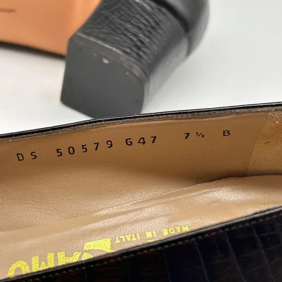 Salvatore Ferragamo Black Croc Leather Block Heel Pump Square Toe Italy Size 7.5 - Picture 9 of 10